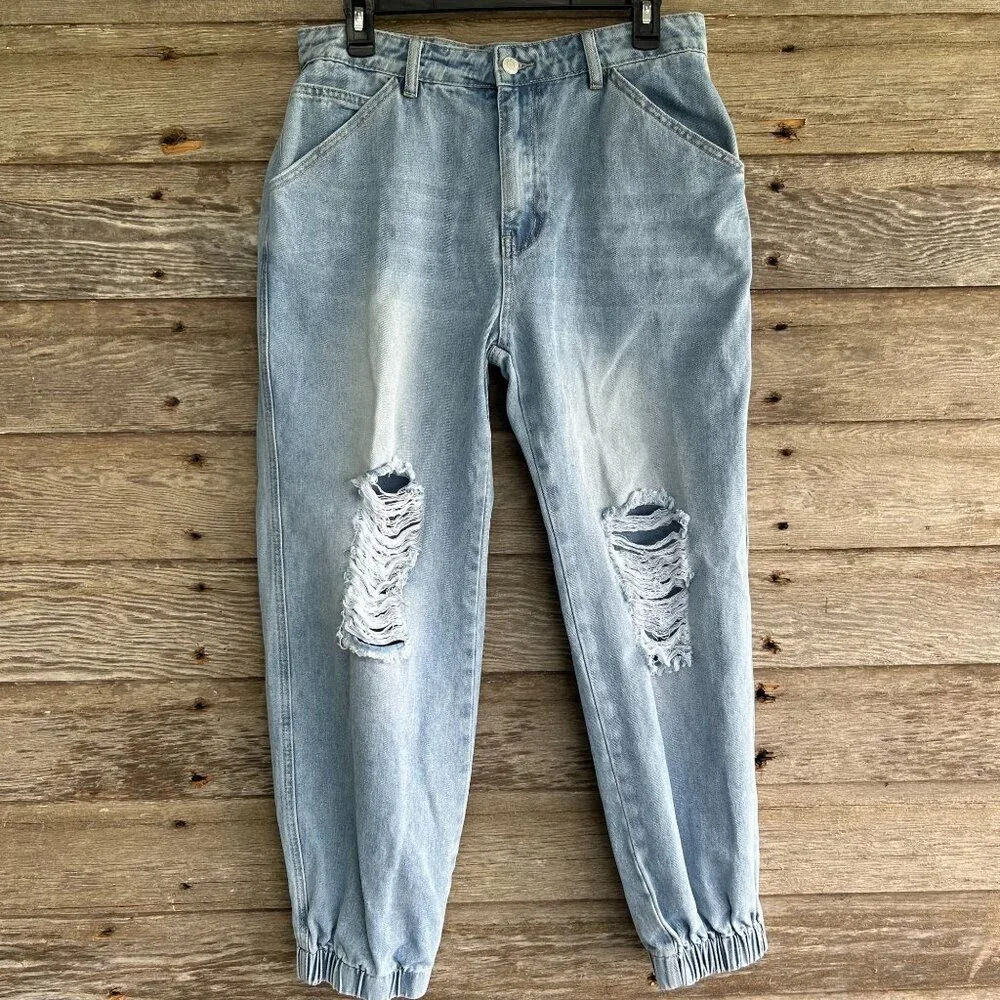 Forever 21 Distressed Jeans Jogger Style 29